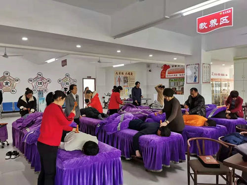 錘正療法,李氏錘療,骨筋錘療香灸術,李華錘療